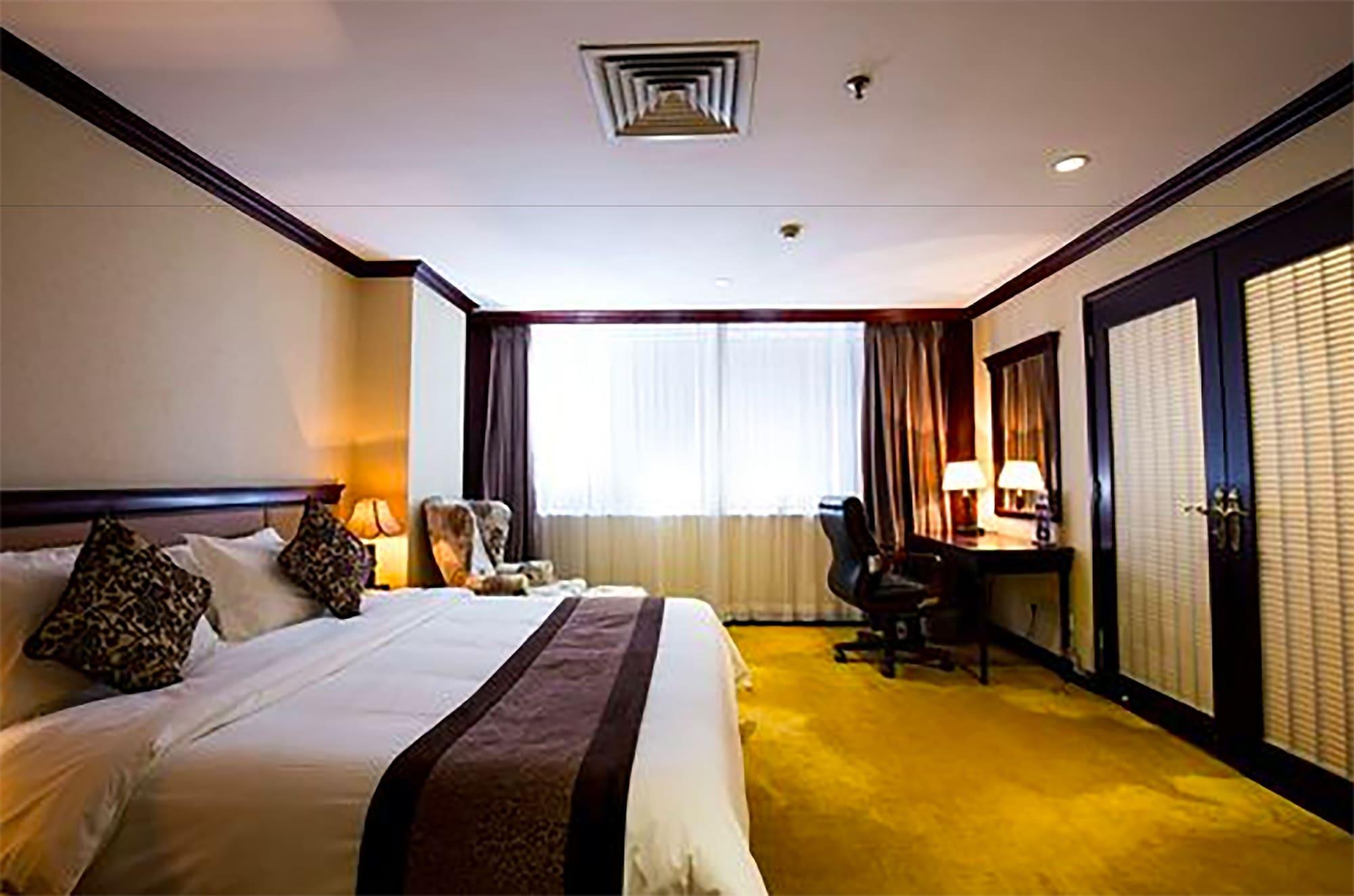 Guangzhou New Century Hotel Bagian luar foto