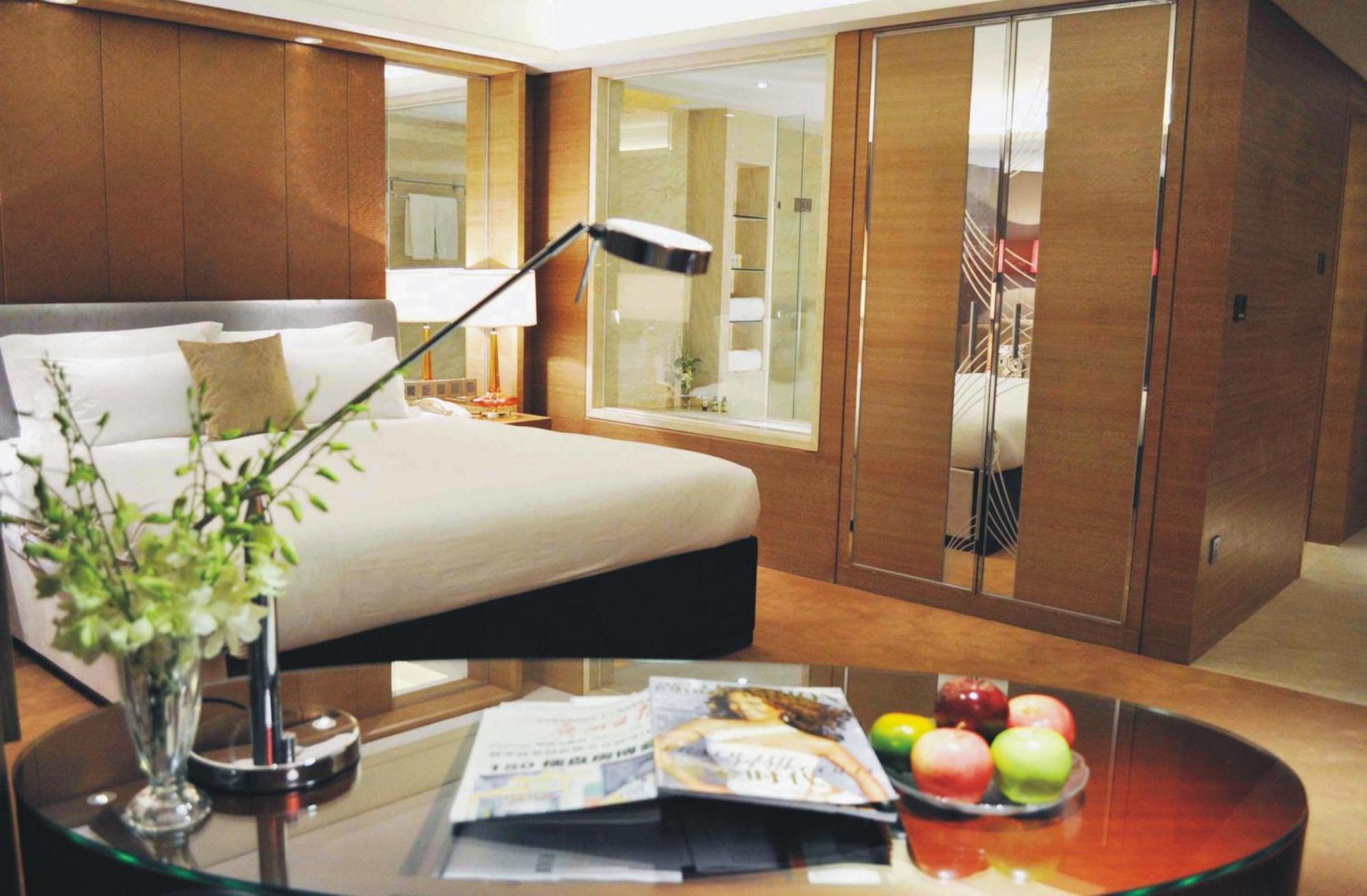 Guangzhou New Century Hotel Bagian luar foto